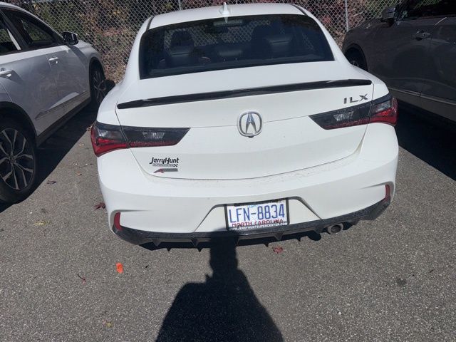 2022 Acura ILX Premium A-Spec photo 2