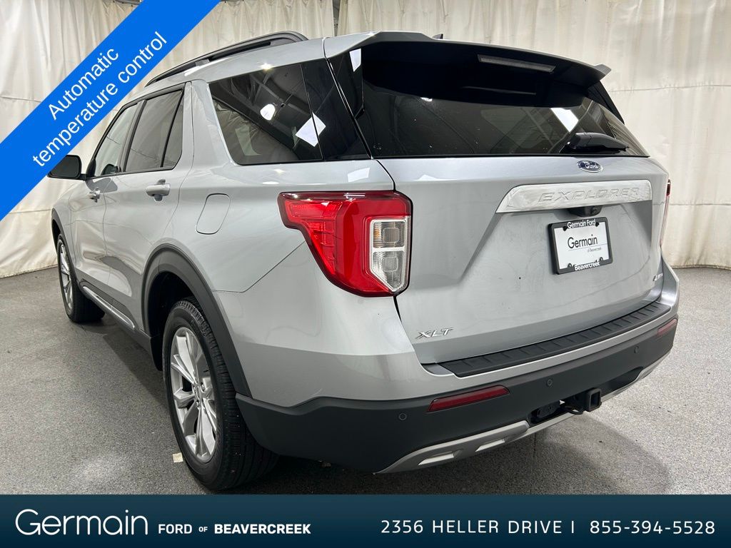 2023 Ford Explorer XLT photo 4