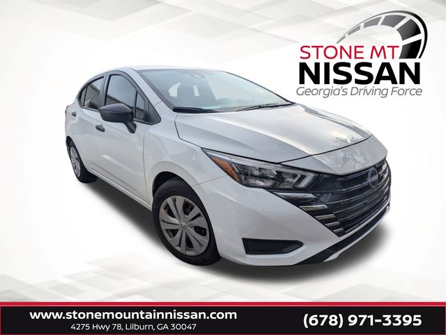 2025 Nissan Versa Sedan S's photo