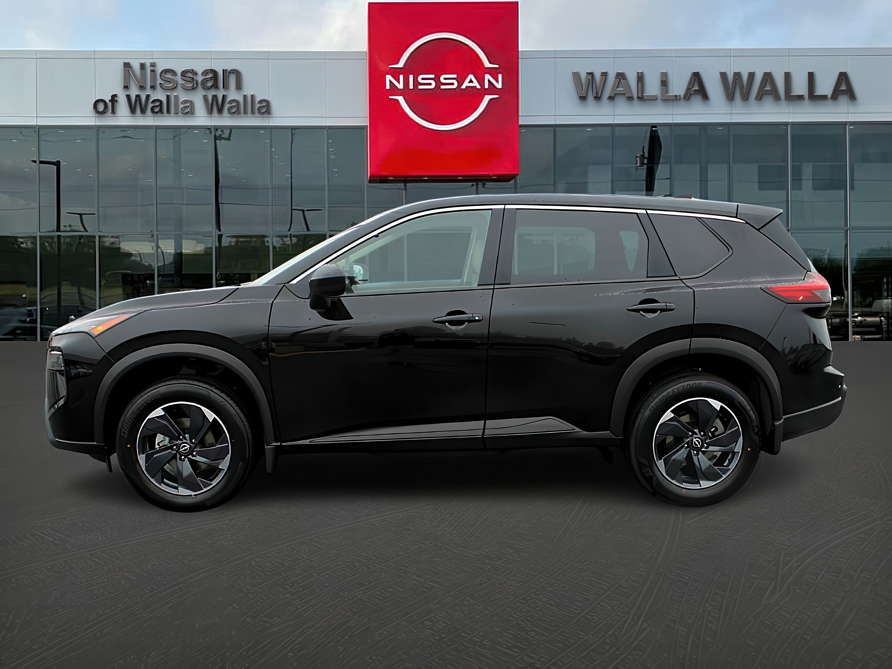 2025 Nissan Rogue SV photo 4