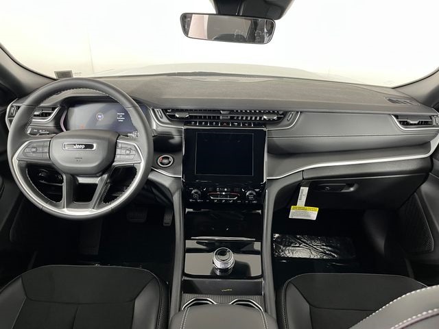 2025 Jeep Grand Cherokee Altitude X photo 8