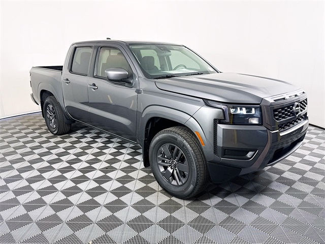 2026 Nissan Frontier SV's photo