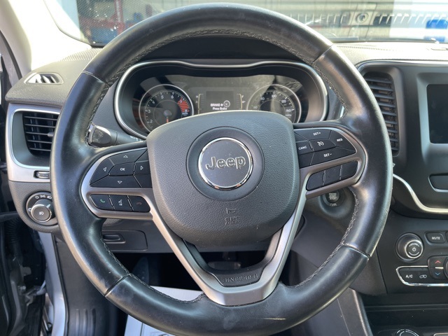 2019 Jeep Cherokee Latitude photo 2