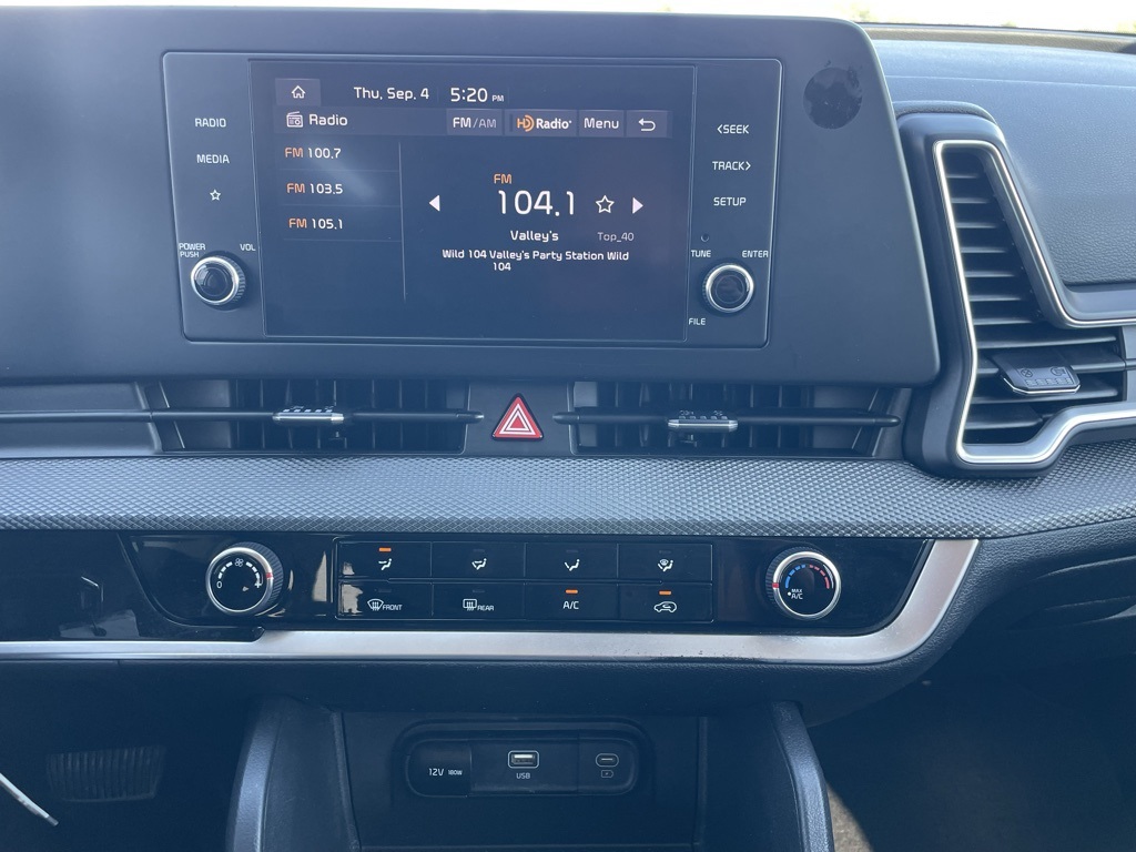 2024 Kia Sportage LX photo 16