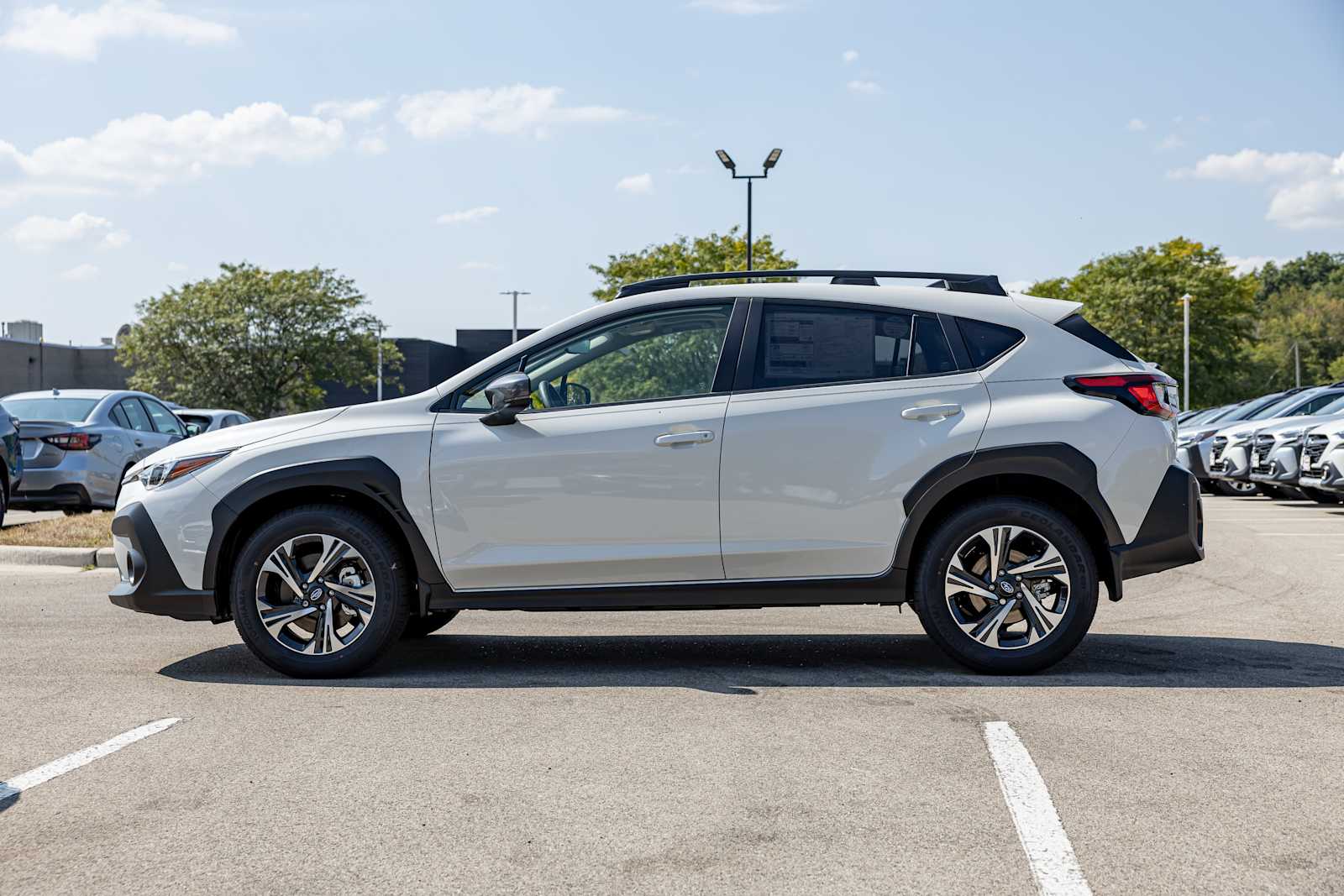 2025 Subaru Crosstrek Premium photo 2