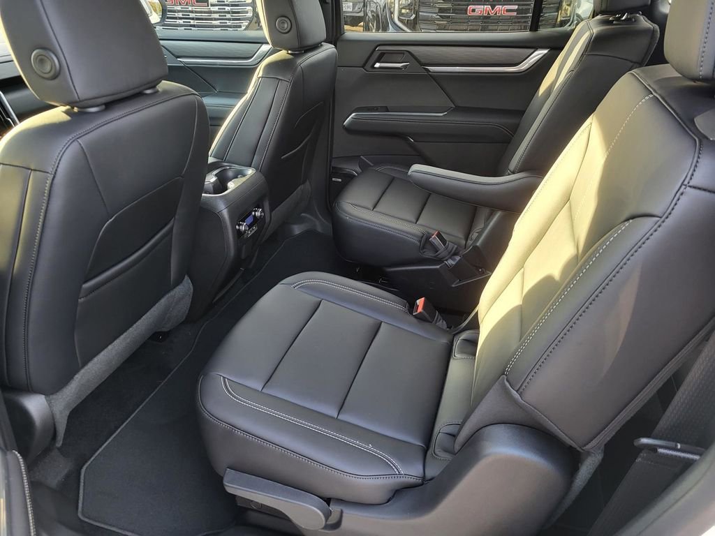 2026 Gmc Acadia Elevation photo 4