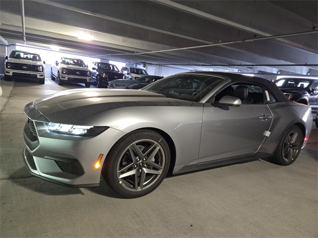 2025 Ford Mustang EcoBoost Convertible photo 4