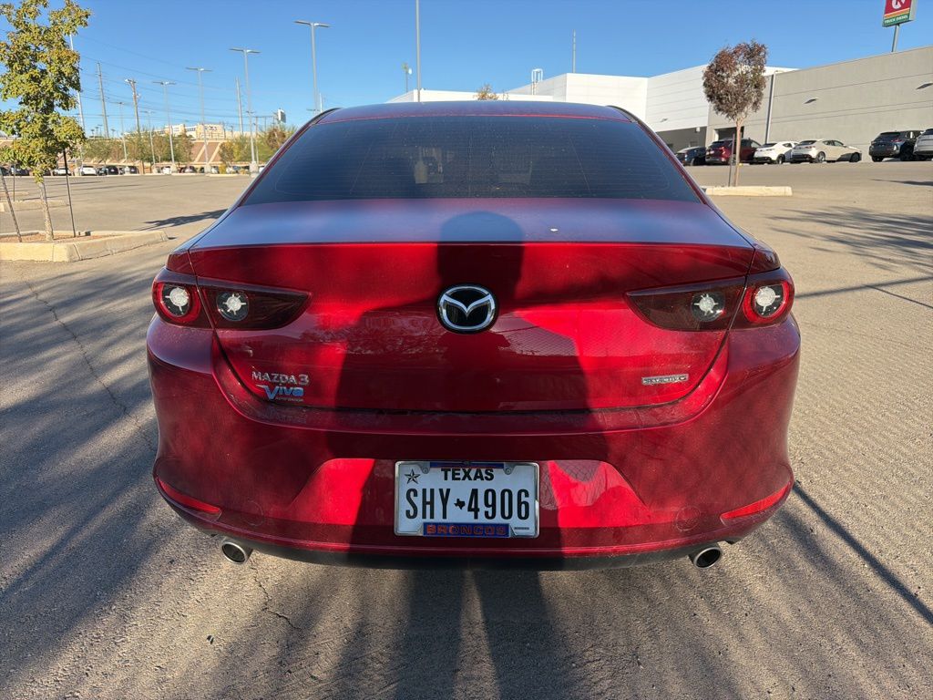2022 Mazda Mazda3 Preferred photo 4
