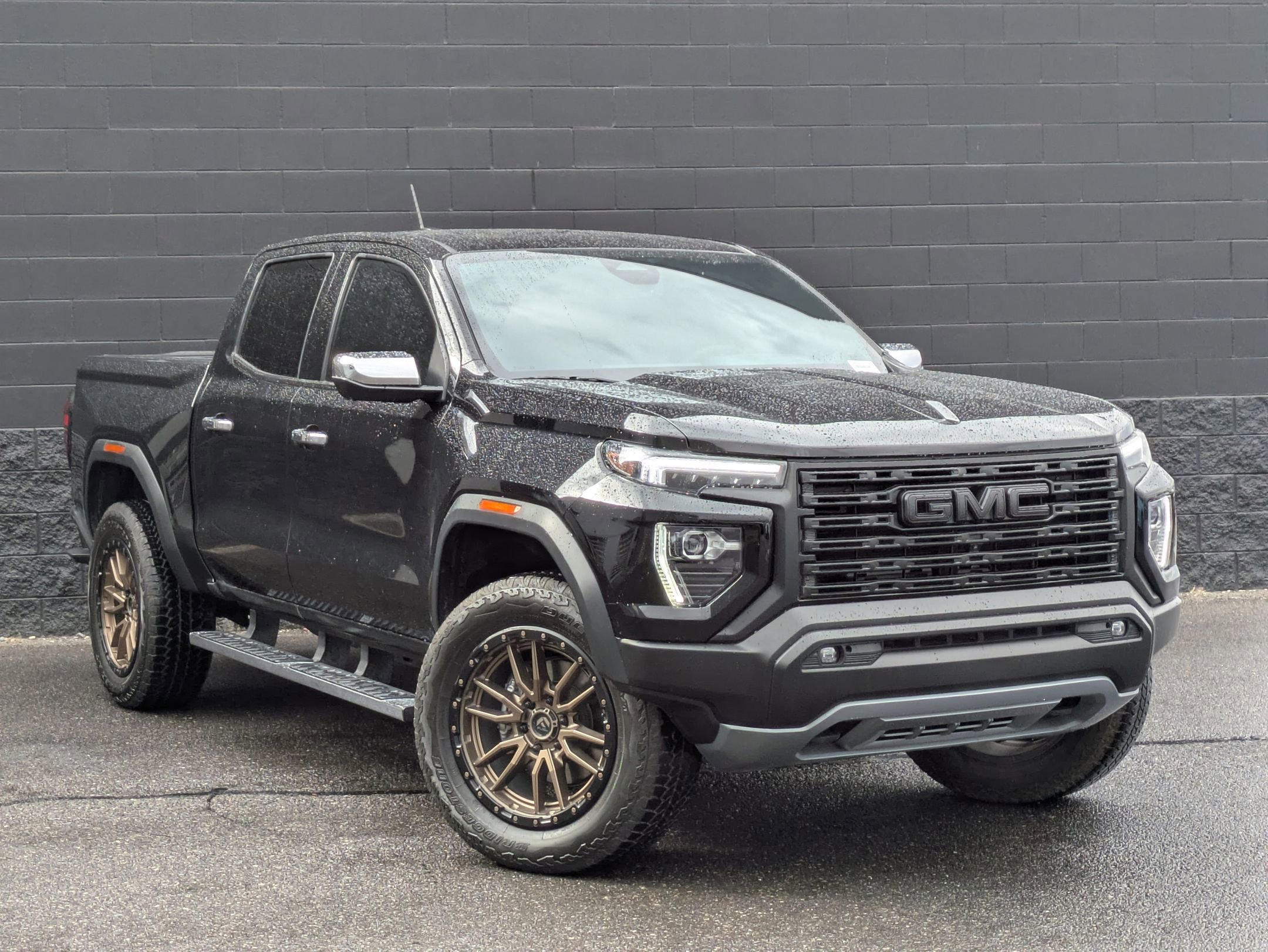 2023 Gmc Canyon Denali photo 3
