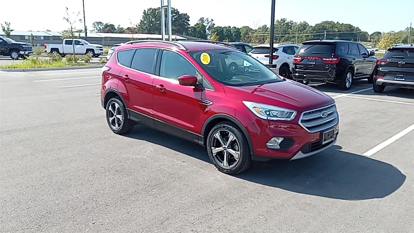 2018 Ford Escape SEL photo 2