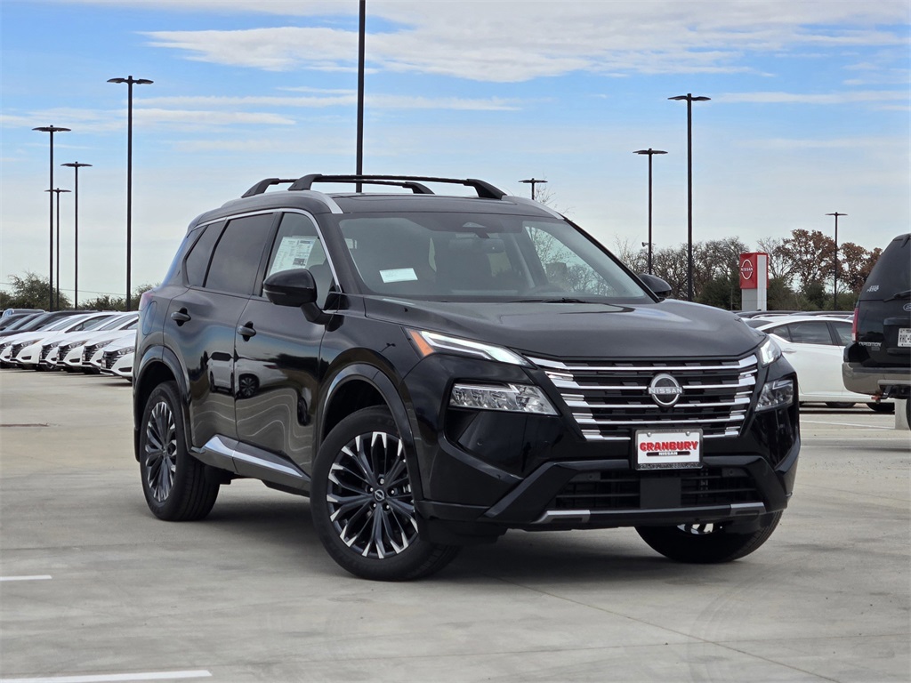 2026 Nissan Rogue Platinum's photo