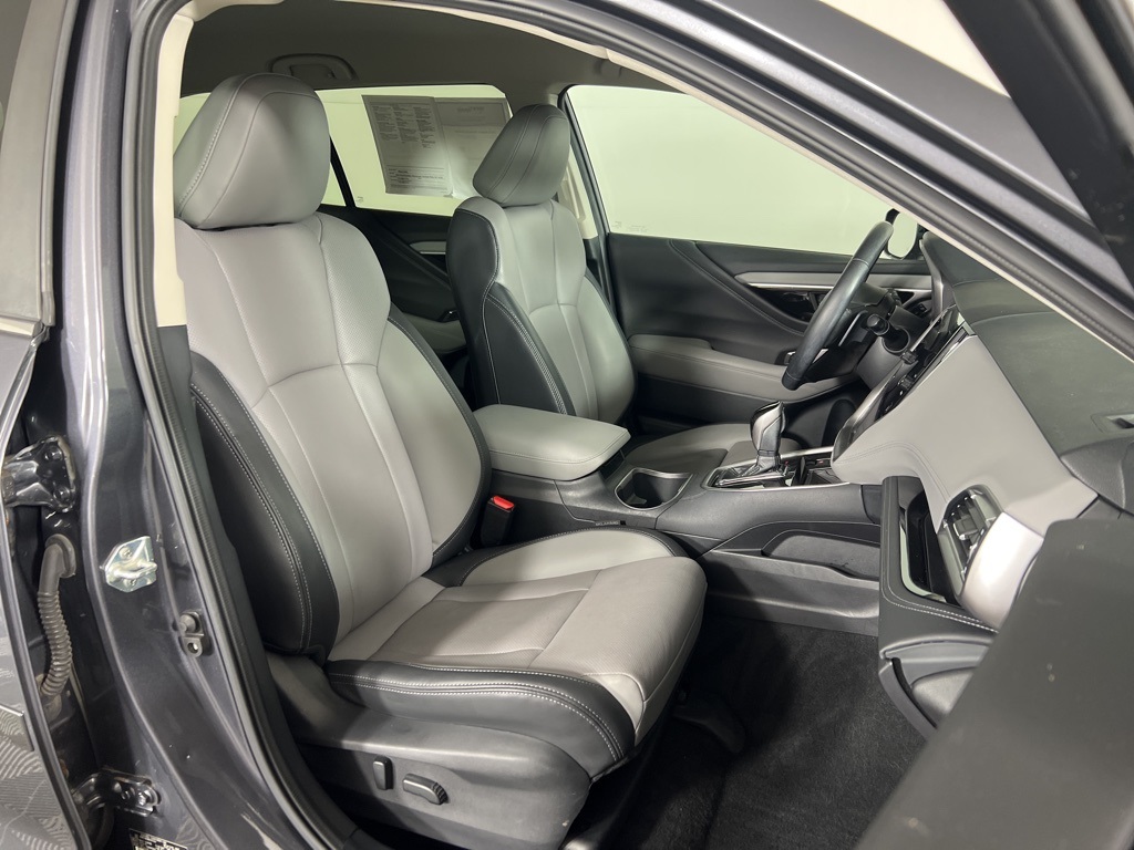 2022 Subaru Outback Limited photo 3