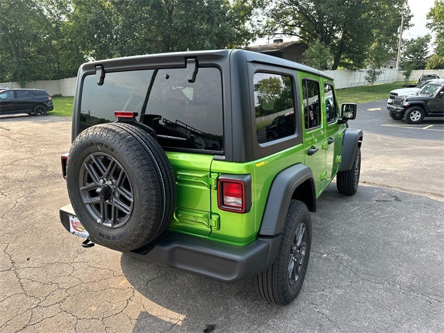 2025 Jeep Wrangler Sport S photo 5