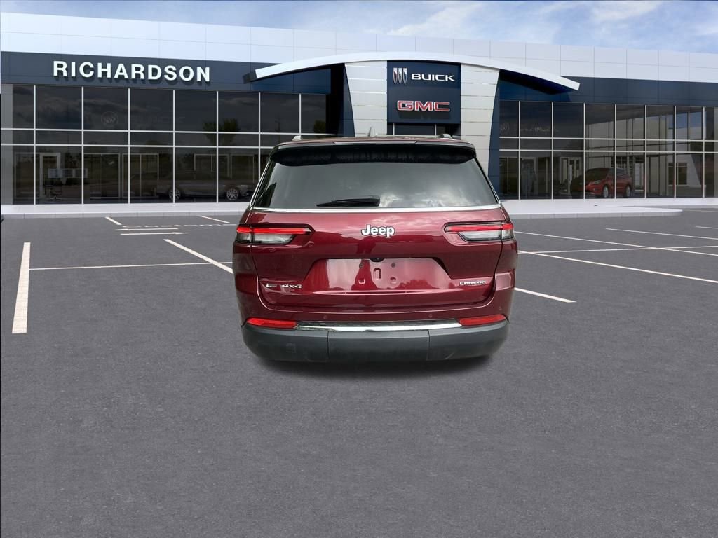 2023 Jeep Grand Cherokee Laredo photo 4