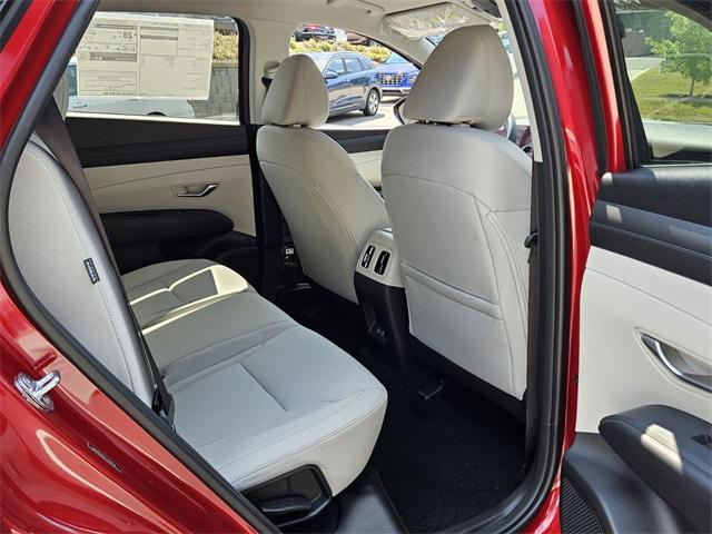 2026 Hyundai Tucson SEL photo 14