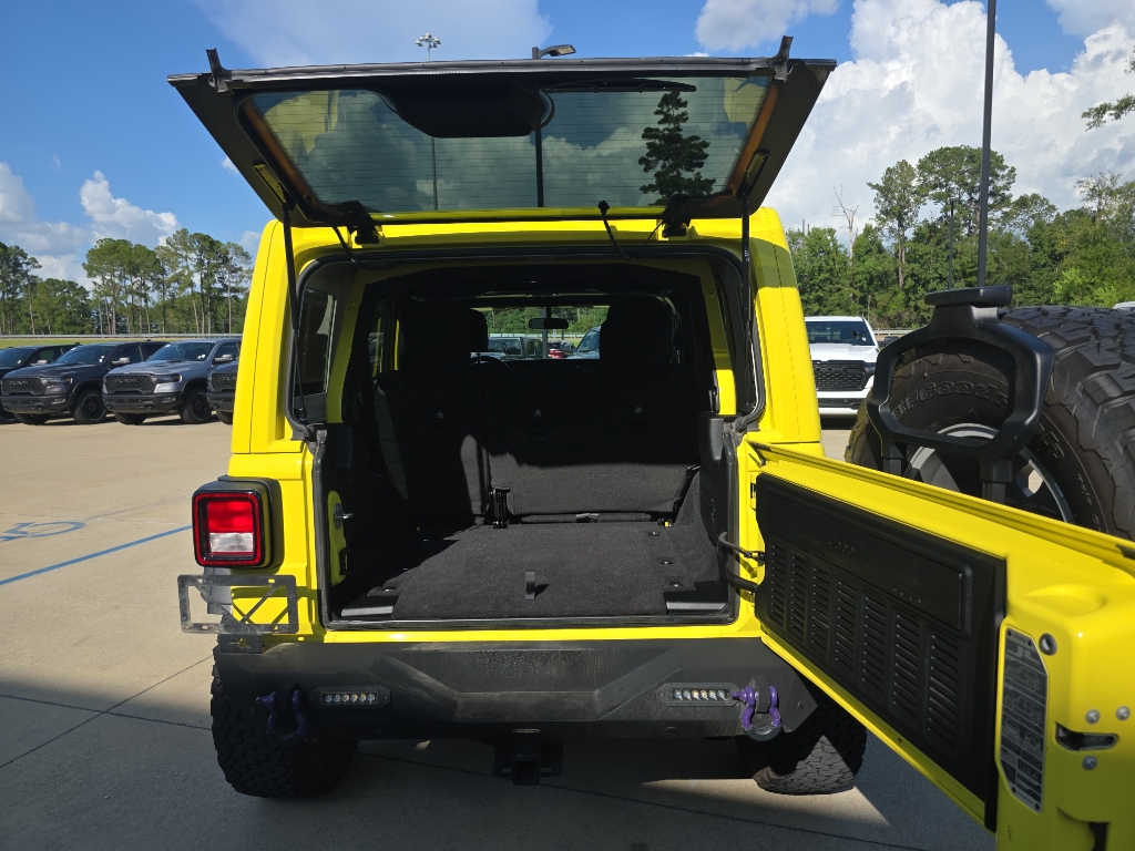 2023 Jeep Wrangler High Tide photo 4