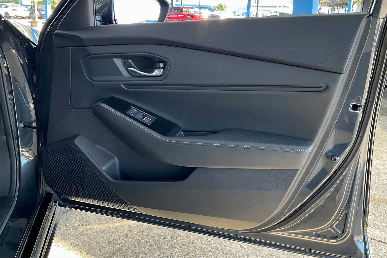 2023 Honda Accord Hybrid Touring photo 21