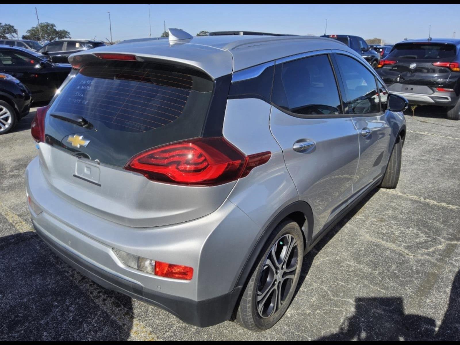 Used 2020 Chevrolet Bolt EV Premier with VIN 1G1FZ6S09L4146922 for sale in Jeffersontown, KY