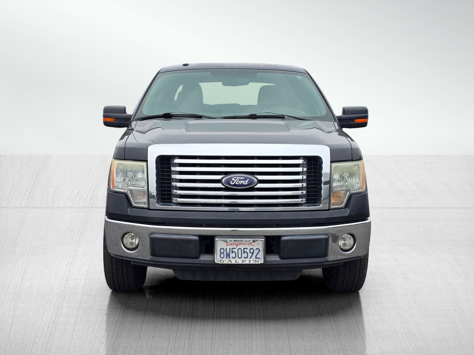 2010 Ford F-150 XLT photo 2