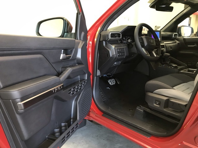 2025 Toyota Tacoma TRD Sport Double Cab photo 9