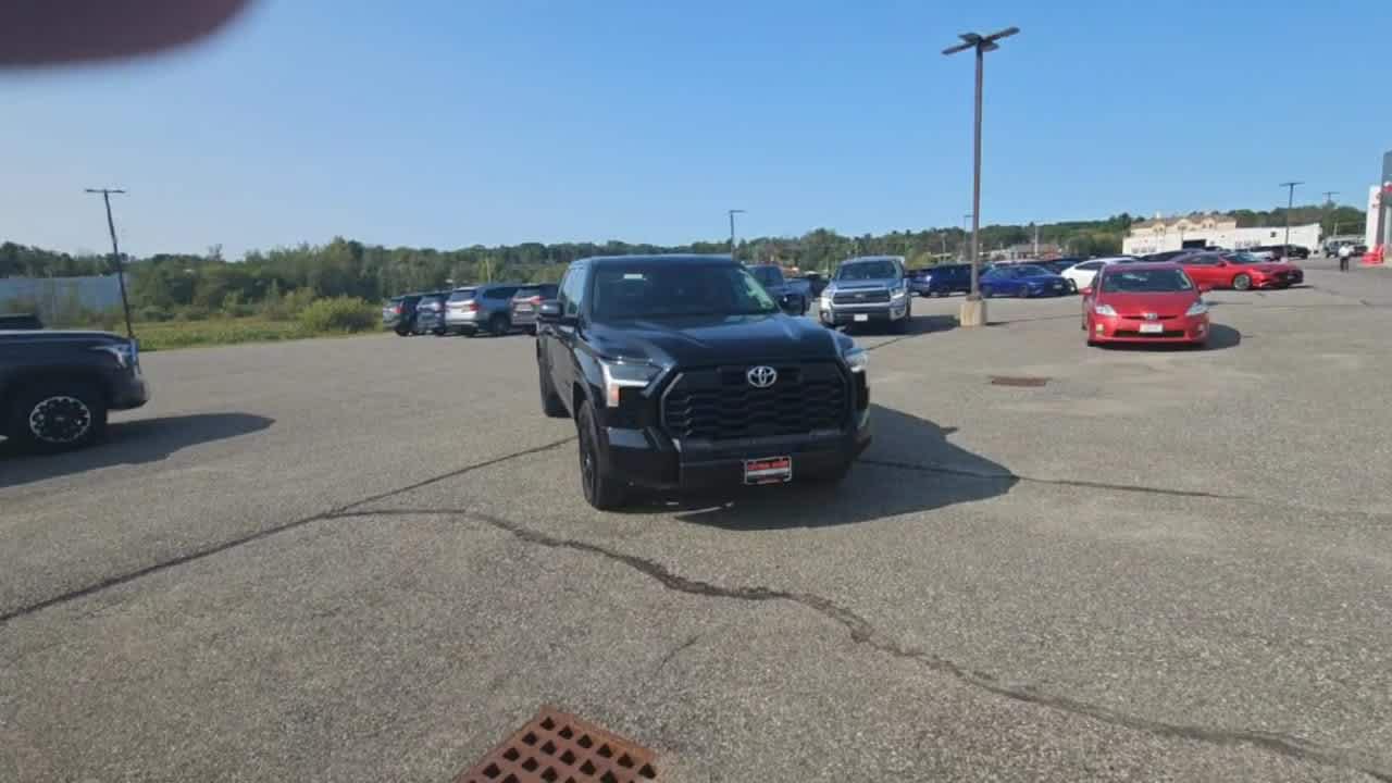2022 Toyota Tundra SR5 photo 3