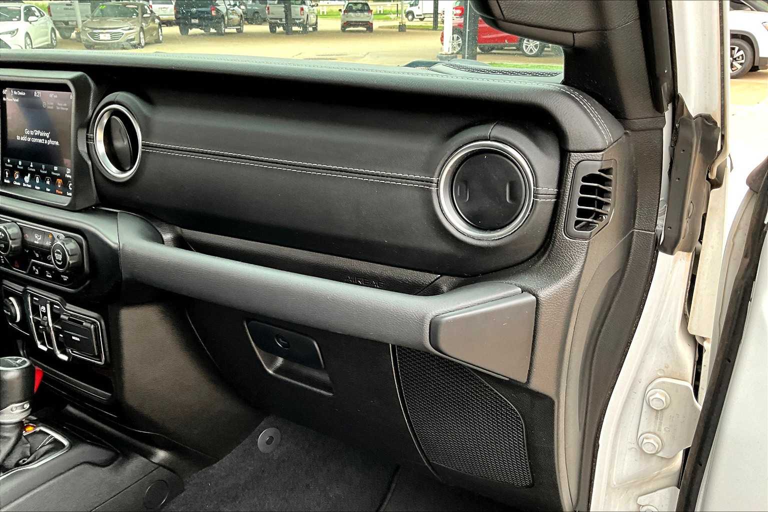 2021 Jeep Gladiator Overland photo 17