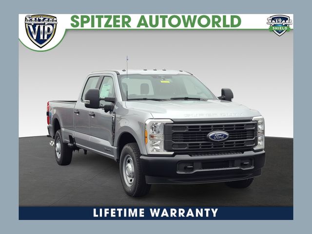 2024 Ford F-350 Super Duty XL's photo