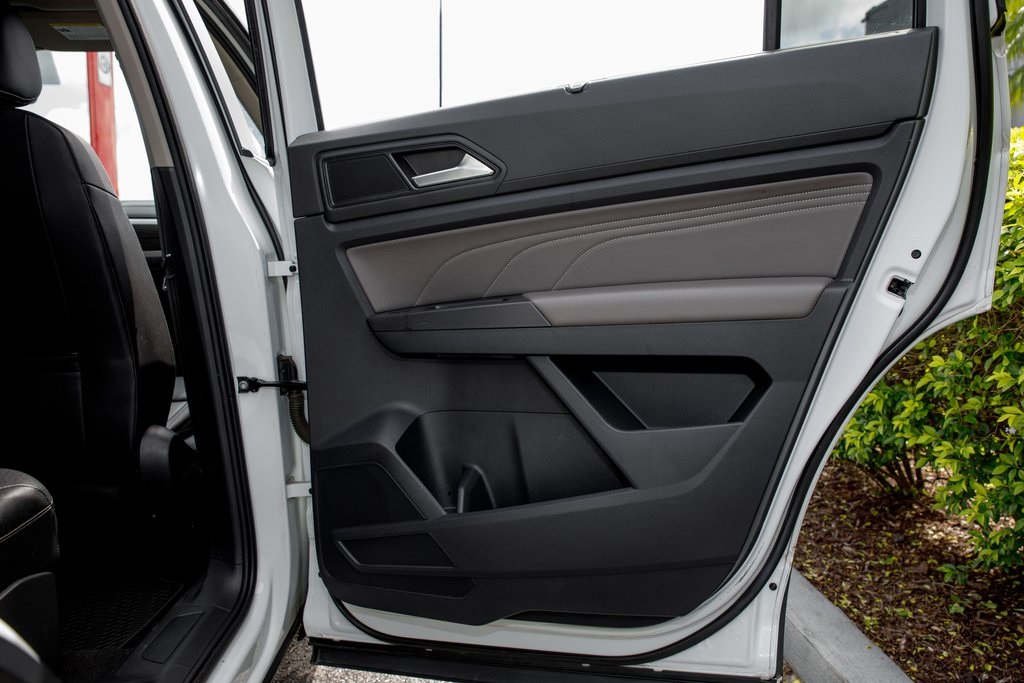 2022 Volkswagen Atlas V6 SE Technology photo 31