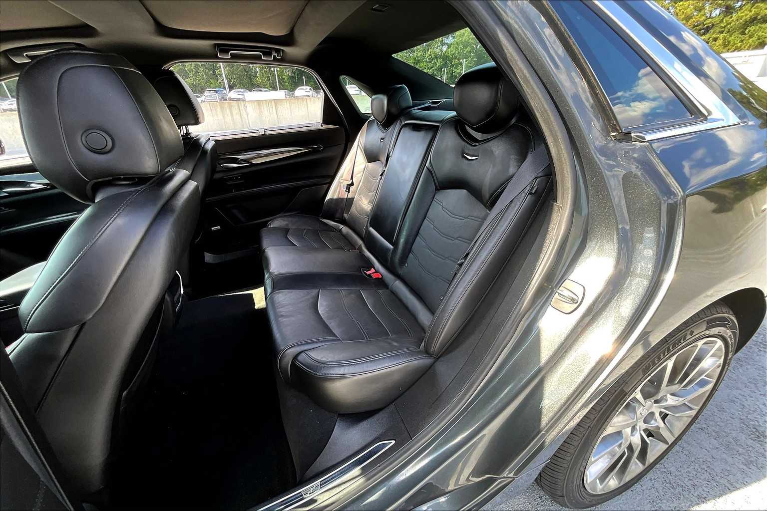 2017 Cadillac CT6 Luxury photo 17