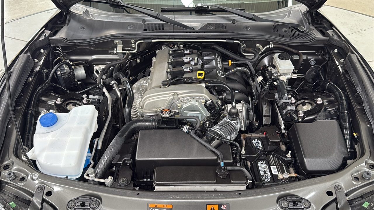 2017 Mazda MX-5 Miata RF Miata Grand Touring photo 22