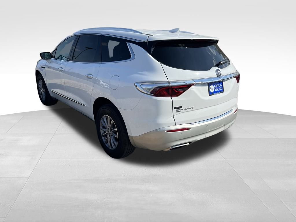 2024 Buick Enclave Premium photo 2