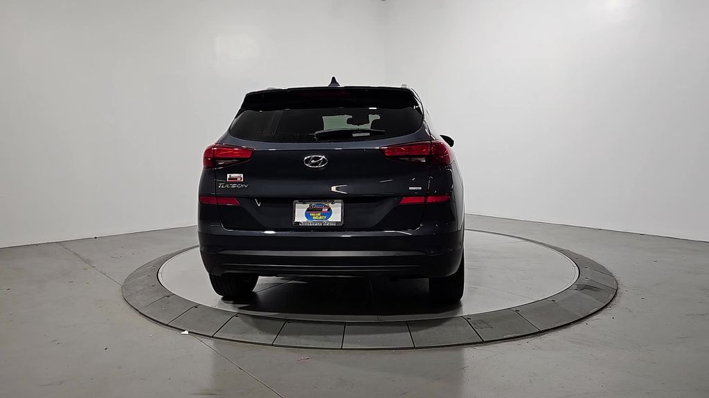 2021 Hyundai Tucson Value photo 2