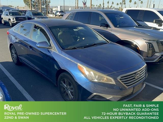 2016 Hyundai Sonata SE's photo