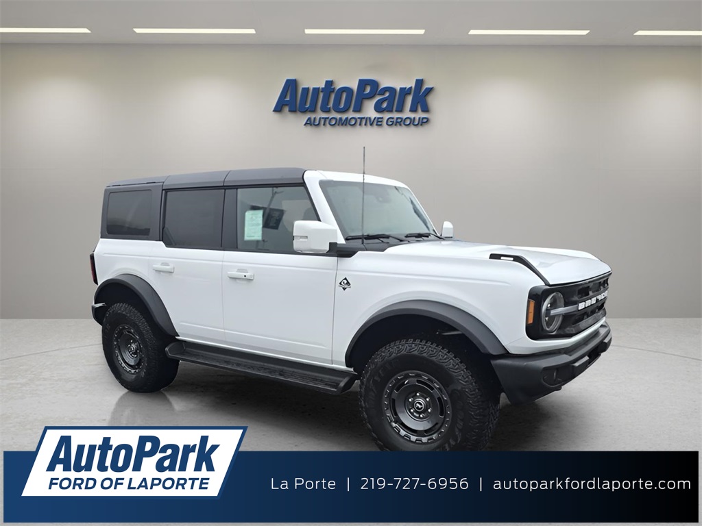 2025 Ford Bronco 4-Door Outer Banks's photo