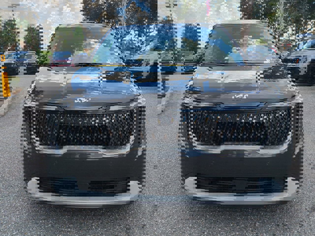 2026 Kia Carnival LX photo 7