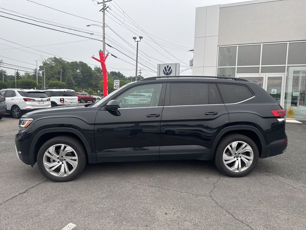2023 Volkswagen Atlas V6 SE Technology photo 2