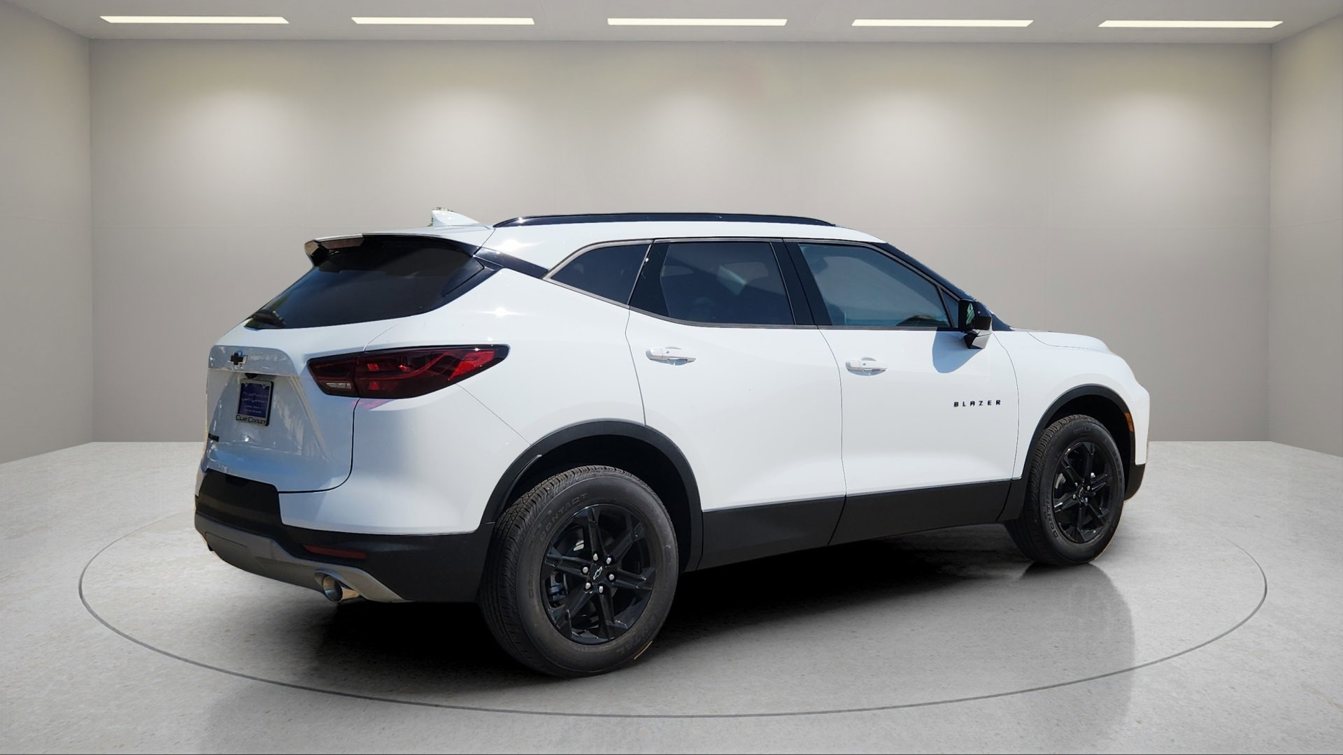 2025 Chevrolet Blazer 2LT photo 3