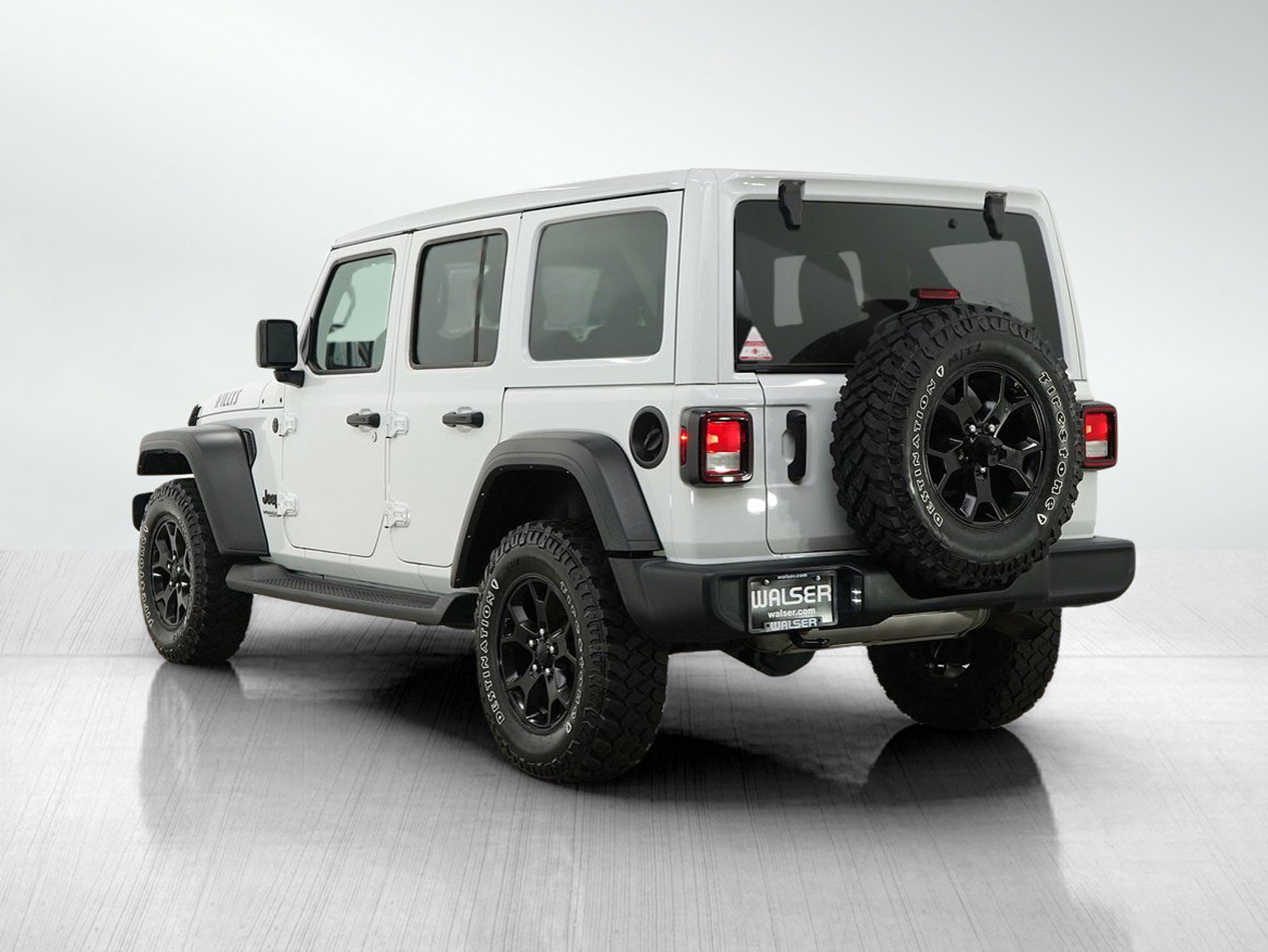 2022 Jeep Wrangler Unlimited Willys photo 3
