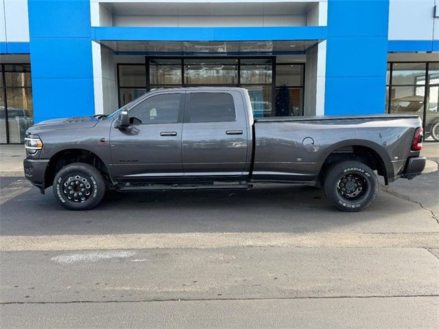 2024 RAM Ram 3500 Pickup Laramie's photo