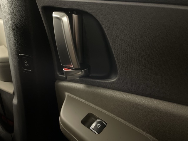 2026 Kia Carnival EX photo 15