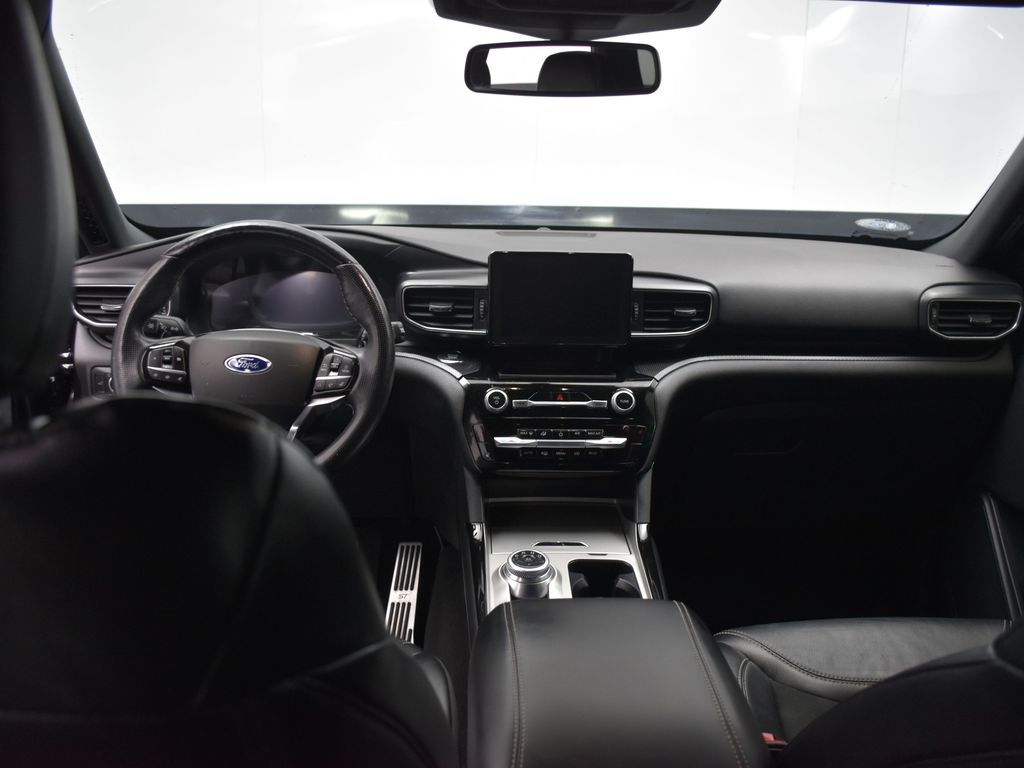 2021 Ford Explorer ST photo 20