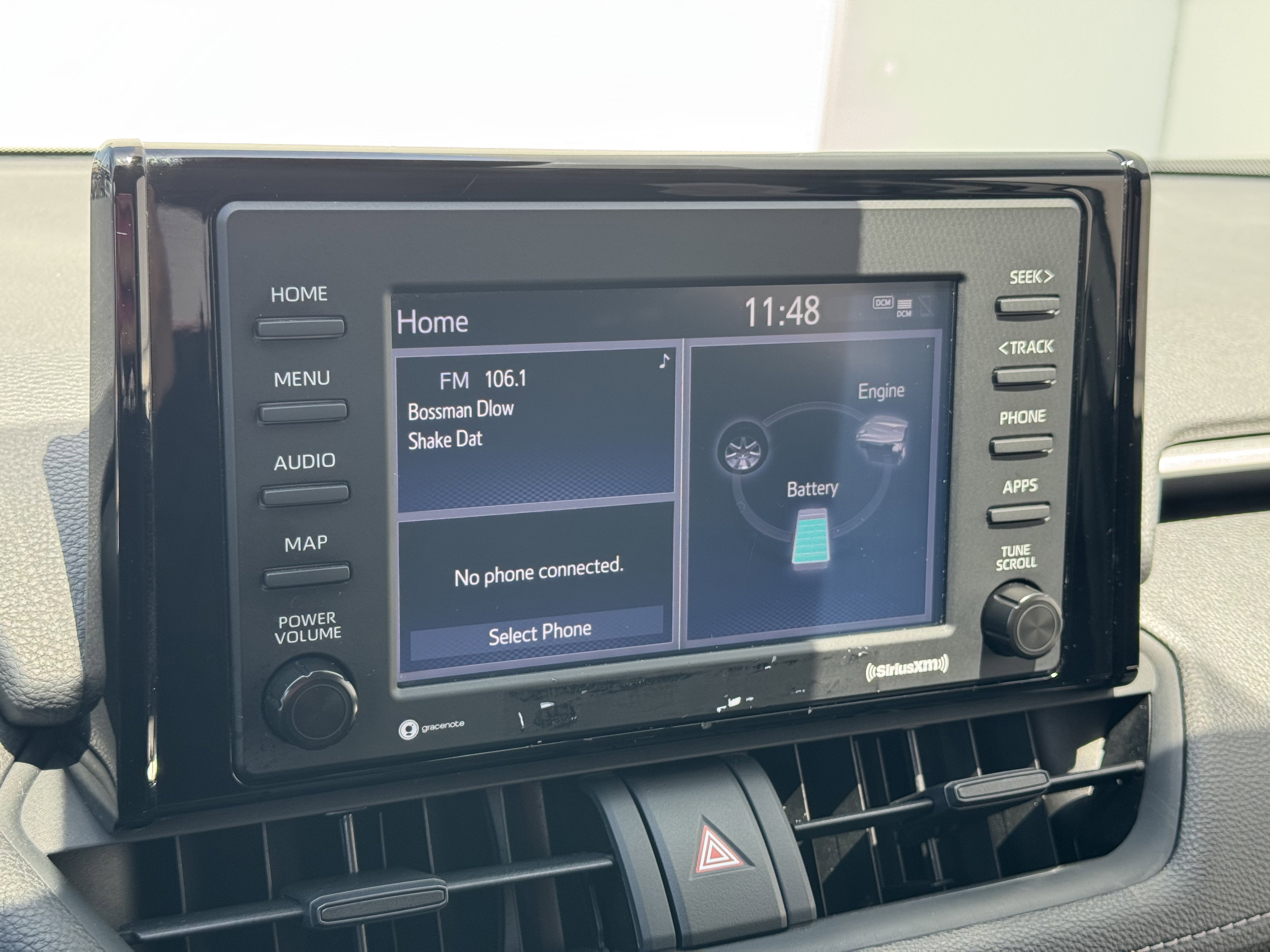 2022 Toyota RAV4 Hybrid LE photo 12