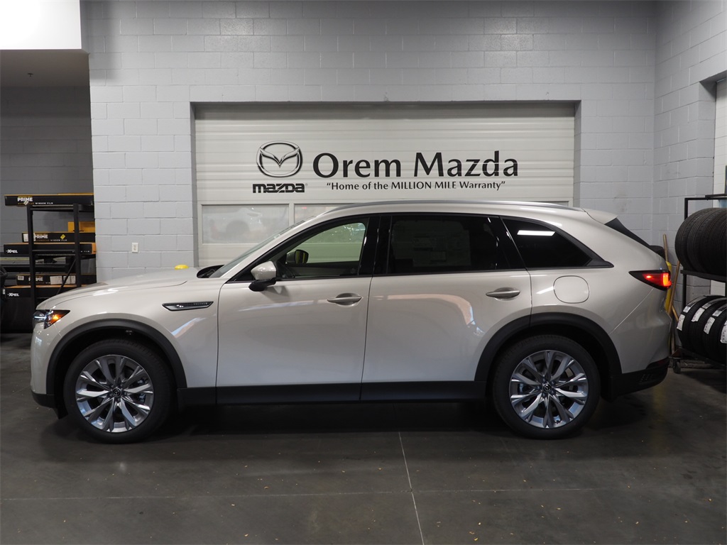 2026 Mazda CX-90 3.3 Turbo Preferred photo 9