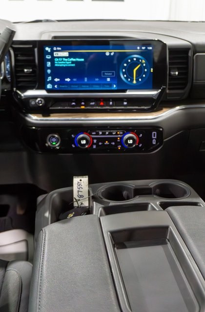 2024 Chevrolet Silverado 1500 LT photo 11
