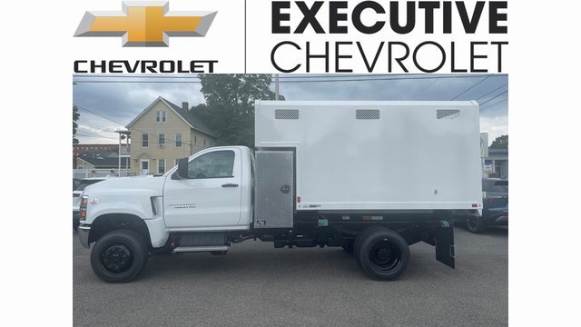 2025 Chevrolet Silverado 4500 Medium Duty Chassis Cab Work Truck's photo