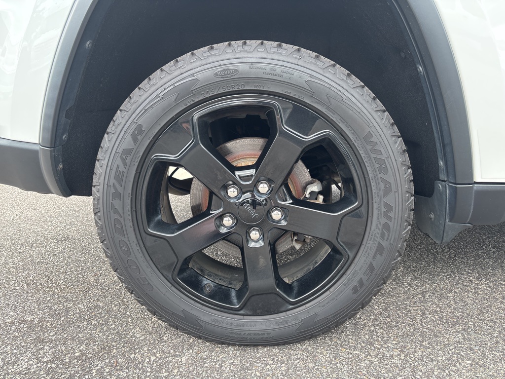2020 Jeep Grand Cherokee Laredo Upland photo 7