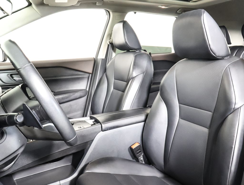 2023 Nissan Rogue SV photo 7