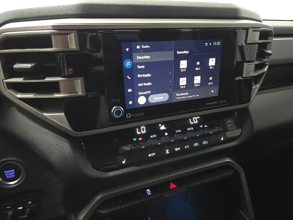 2022 Toyota Tundra SR5 photo 24