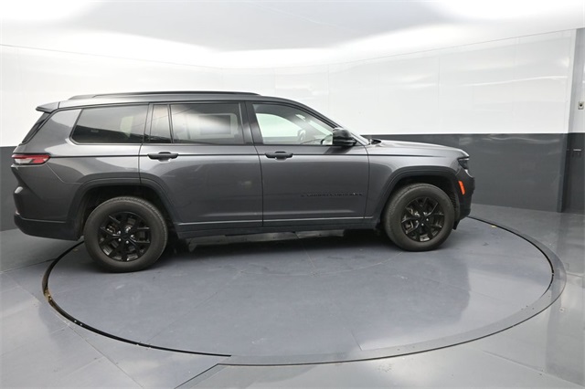 2024 Jeep Grand Cherokee Altitude photo 6