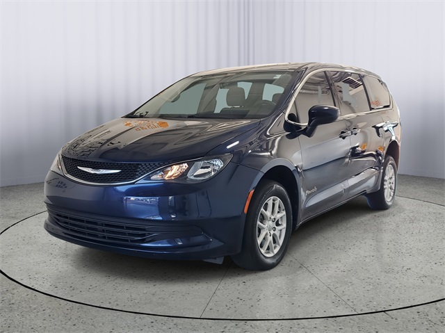 2018 Chrysler Pacifica LX photo 5
